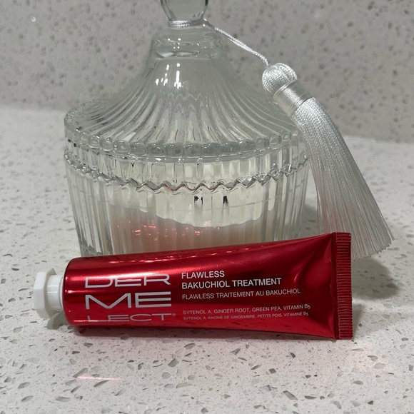 Dermelect Flawless Bakuchiol Treatment 1oz - Picture 4 of 6